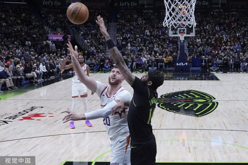 部赛场上的 部赛场上的